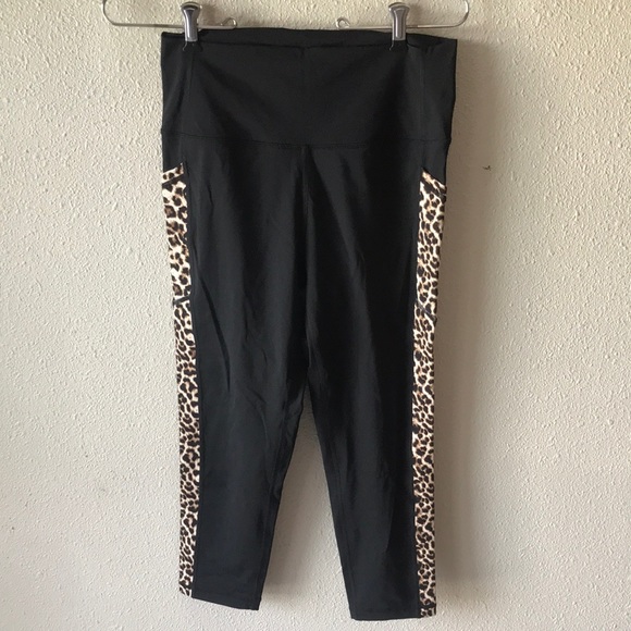 ZYIA Active Brilliant High Rise Cropped Pocket Leggings Black Leopard 8-10 - Picture 1 of 8